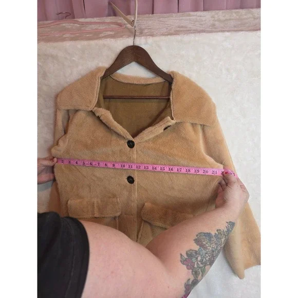 Unbranded Camel Tan Faux Fur Button Front Jacket with Pockets RN 157656 - Picture 5 of 9